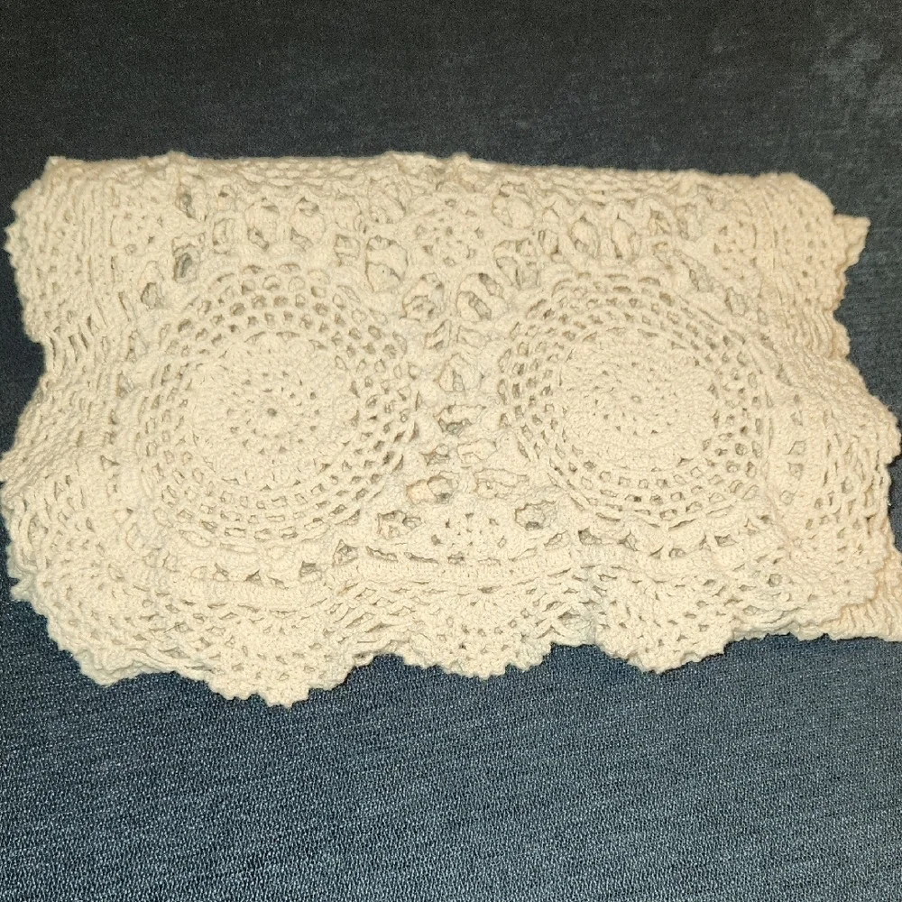 Vintage Cream Crochet LaceTable Runner Dresser  Scarf 64